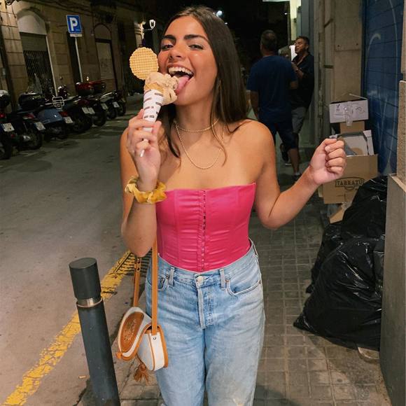 Meet your Posher, Andrea - Picture 1 of 1